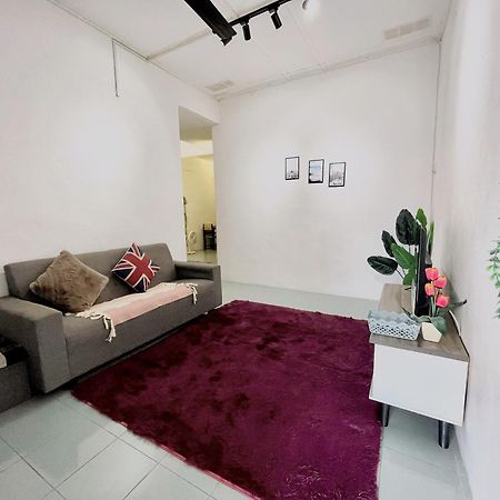 Heritage Cozy Entire 3 Bedroom House At Kijang Alma บูกิต เมอร์ตาจัม ภายนอก รูปภาพ