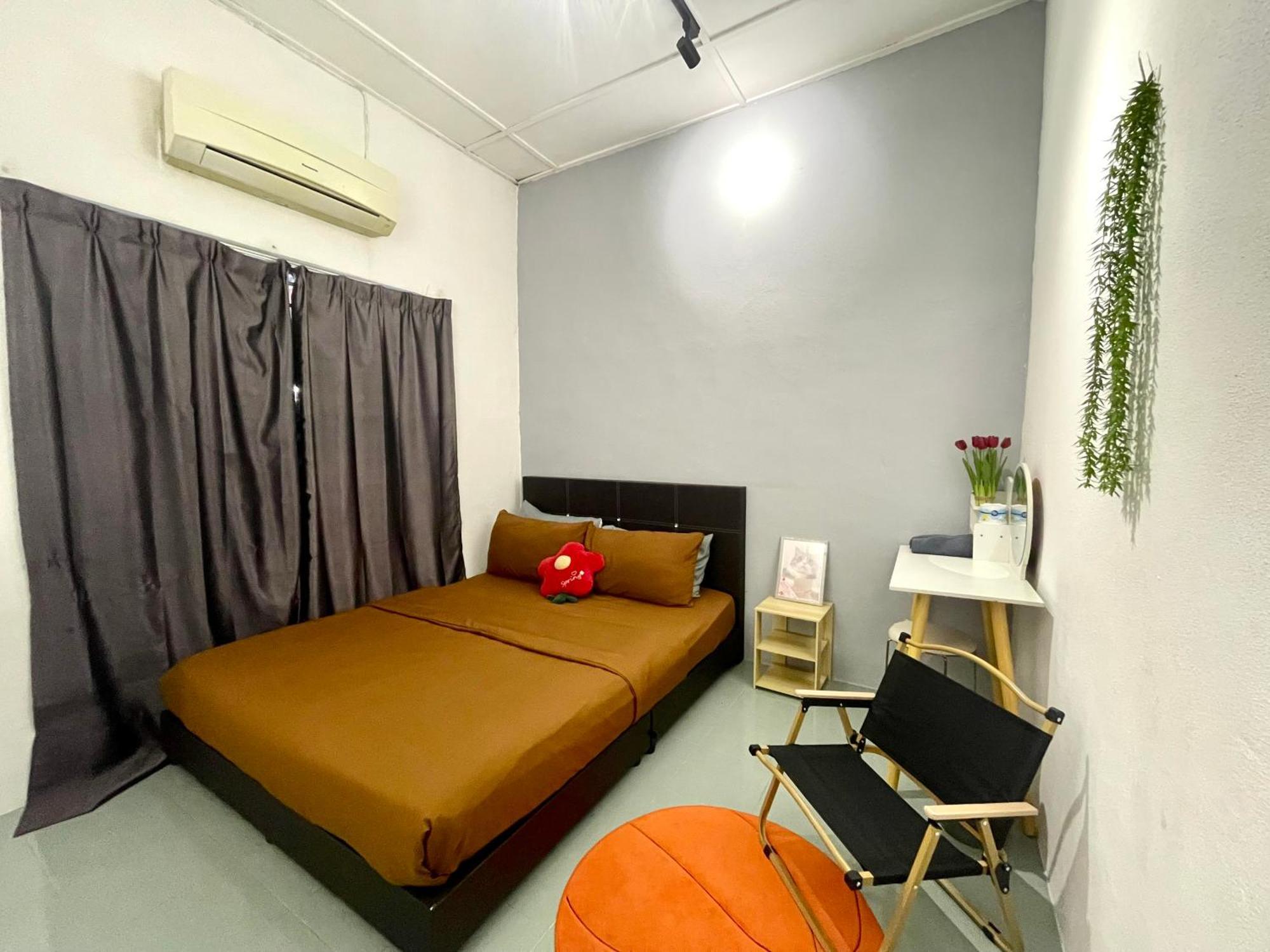 Heritage Cozy Entire 3 Bedroom House At Kijang Alma บูกิต เมอร์ตาจัม ภายนอก รูปภาพ